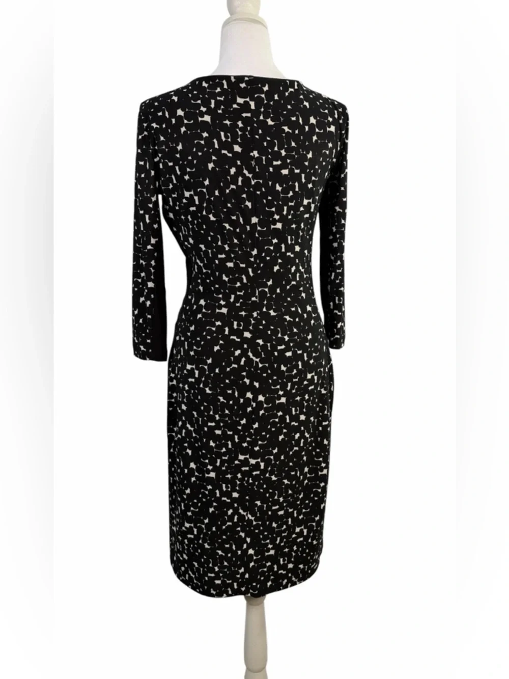 Anne Klein Black White Abstract Sheath Dress Small | Ruched Career Chic